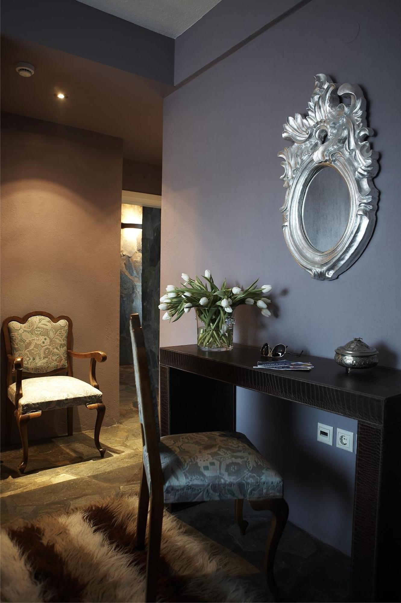 Art Hotel Mirtali Dodoni Bilik gambar